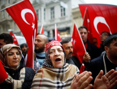 Περισσότεροι από 3.000 Τούρκοι ζητούν πολιτικό άσυλο από τη Γερμανία